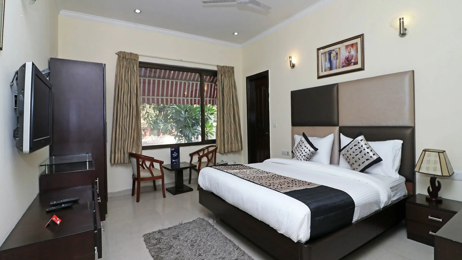 Hotel Oyo 10171 Krishna Inn Gurgaon