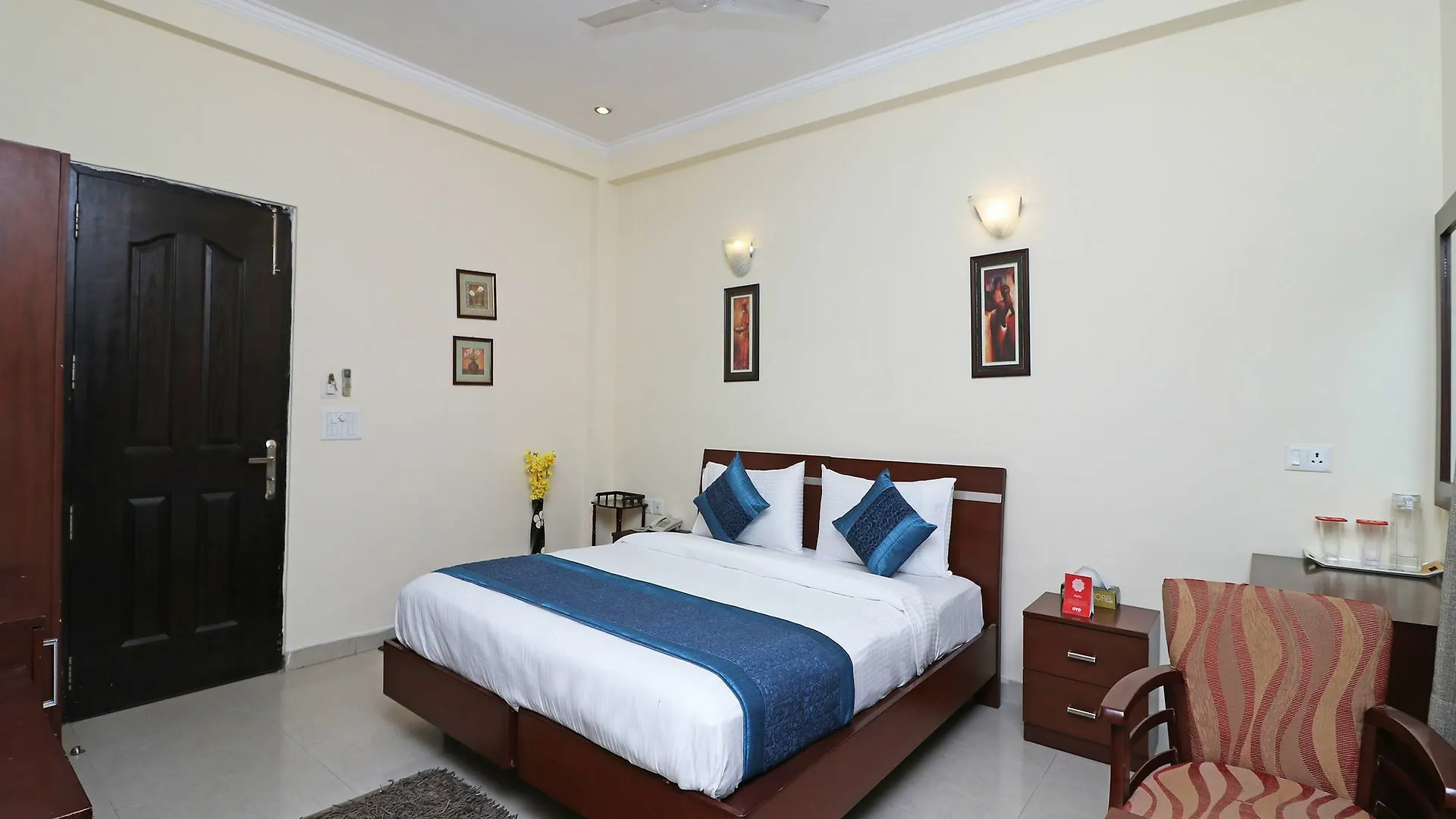 ** Hotel Oyo 10171 Krishna Inn Gurgaon Indien