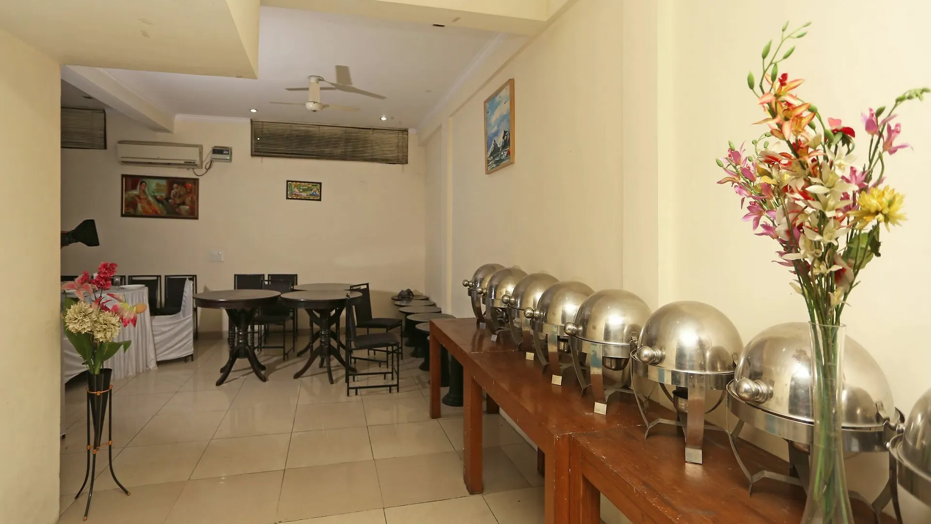 Oyo 10171 Krishna Inn Gurgaon 2*,  Indien